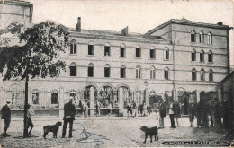 BELGIQUE - Mons - Vue Sur La Caserne - Animé - Carte Postale Ancienne - Mons