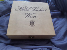 Hotel Sacher Wien Holzkiste Original Aus Den 70er Jahren - Chocolade