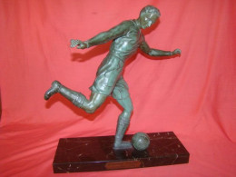 Trophée De Football En Régule époque Années 50 - Metall