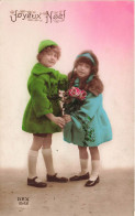 FÊTES ET VOEUX - Joyeux Noël - Enfants Avec Des Roses - Complicité - Carte Postale Ancienne - Andere & Zonder Classificatie