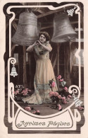 FÊTES ET VOEUX - Joyeuses Pâques - Femme Au Clocher - Cloches - Carte Postale Ancienne - Pâques