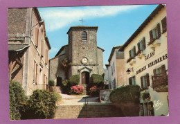 64 BRIATOU  La Célèbre Église De Briatou  à Droite Auberge Hiribarren - Biriatou