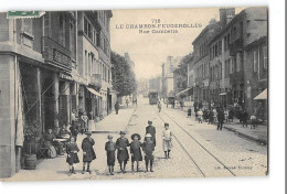 CPA 42 Le Chambon Rue Gambetta - Le Chambon Feugerolles