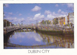 AK 178426 IRELAND - Dublin - River Liffey - Dublin