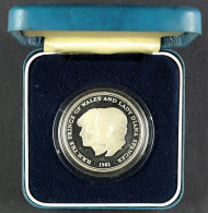 1981 SILVER PROOF COIN Commemorating The Marriage Of Prince Charles And Lady Diana Spencer. Struck In Sterling Silver, W - Altri & Non Classificati