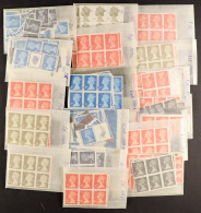 1st AND 2nd CLASS DEFINITIVE STAMPS In Glassines Of 100. 4,700 1st Class Stamps And 2,500 2nd Class. Swap-out Value Â£7, - Sonstige & Ohne Zuordnung