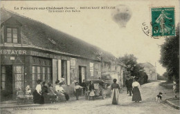 LA FRESNAY SUR CHEDOUET 72 RESTAURANT METAYER - ENVOL D'UN BALLON - TRES ANIMEE - La Fresnaye Sur Chédouet