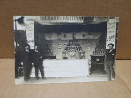 COGNAC (16) Carte Photo Stand De La Maison RICHARD PAILLOUD Belle Animation - Cognac