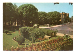 GF (94) 673, Thiais, Editions Raymon, Le Jardin De La Mairie - Thiais