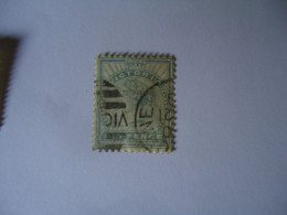 VICTORIA USED QUEEN  WITH    POSTMARK - Usados