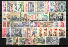 * Tchécoslovaquie 1958 Mi 1058-1115 (Yv 942-1000), (MH)* L'année Complete, Infime Trace De Charniere - Full Years