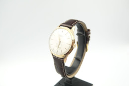 Watches : XENOS CROSSHAIR DIAL HAND WIND 17 JEWELS ANTIMAGNETIC - Original - Running - - Designeruhren