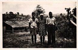 PC GABON OGOOUÉ N'DJOLÉ TYPE DE MPOUNGOUÉ REAL PHOTO POSTCARD (a49906) - Gabon