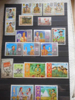 20 Timbres SCOUTISME Divers Pays - Oblitérés