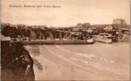 46028 - Großbritannien - Newquay , Harbour And Town Beach - Gelaufen 1923 - Newquay