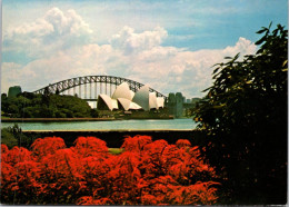 12-11-2023 (2 V 1) Australia (posted With Stamp In 1970's) NSW - Sydney Harbor Bridge & Opera HOuse (UNESCO) - Sydney