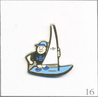 Pin's Sport - Surf / Surfeur Sur Planche B. Estampillé LTO ©. Zamac. T669-16 - Water-skiing