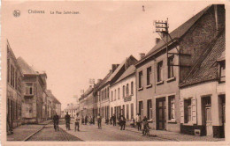 CHIEVRES La Rue St Jean Super Animée  Carte Festonnée Voyagé  En 1950 - Chievres