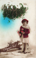 FÊTES ET VOEUX - Joyeux Noël - Petite Fille En Gilet Rouge - Guis - Colorisé - Carte Postale Ancienne - Autres & Non Classés