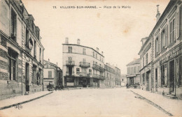 Villiers Sur Marne * La Place De La Mairie * Imprimerie * Pompes Funèbres - Villiers Sur Marne