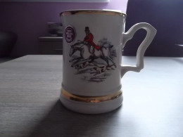 Tasse Vintage Prince William Ware England ( Chasse Au Renard Garniture Or 22 Carats ) - Ohne Zuordnung