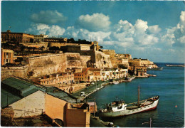 CPM AK View Of Valletta Bastione And Grand Harbour MALTA (1260745) - Malte