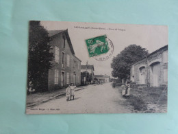 52 - Haute Marne - Fays - Billot - Route De Langres - Animée - - Fayl-Billot