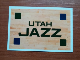 ST 8 - NBA SEASONS 2019-20, Sticker, Autocollant, PANINI, No. 420 Team Name Utah Jazz - Boeken