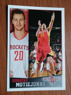 ST 11 - NBA SEASONS 2013-14, Sticker, Autocollant, PANINI, No 168 Donatas Motiejunas Houston Rockets - Books