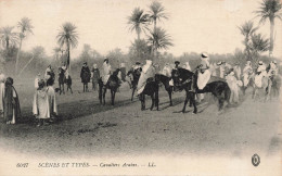 AFRIQUE - Scènes Et Types - Cavaliers Arabes - Animé - Carte Postale Ancienne - Non Classificati