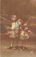 ENFANTS - Petites Filles Avec Des Fleurs - Fantaisie - Colorisé - Carte Postale Ancienne - Altri & Non Classificati