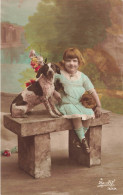 ENFANTS - Petite Fille Avec Son Chien - Fantaisie - Colorisé - Carte Postale Ancienne - Sonstige & Ohne Zuordnung