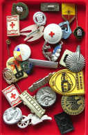 COLLECTION LOT GERMANY PINS TOKENS 28PC 63G  #xx7 042 - Sammlungen