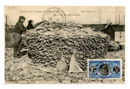 ILES SAINT PIERRE ET MIQUELON - Une Pile De Morue Sèche (2 Scans ) - Saint-Pierre-et-Miquelon