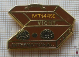 PAT14950 PETANQUE VICHY INTERNATIONAL 1992 En Version ZAMAC ARC EN CIEL = Qualité ARTHUS - Boule/Pétanque