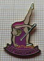 PAT14950 LES VAILLANTES TWIRLING BATON GRS  GYMNASTIQUE MAJORETTE - Gymnastics