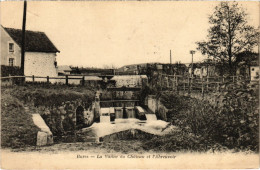 CPA Bures La Vanne Du Chateau Et L'Abreuvoir FRANCE (1370627) - Bures Sur Yvette