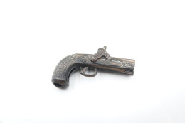 Vintage TOY GUN : PISTOL PLAY ME PENCIL SHARPENER - L=8cm - Keychain 1960s - Keywords : Cap - Cork Gun - Rifle - Pistol - Armes Neutralisées