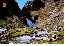 Parque Nacional De Ordesa Cascada De La Cota De Caballo - Huesca