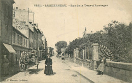 FINISTERE  LANDERNEAU  Rue De La Tour D'auvergne - Landerneau