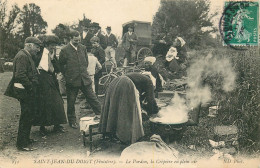 FINISTERE  SAINT JEAN DU DOIGT  Le Pardon  La Crepiere En Plein Air - Saint-Jean-du-Doigt