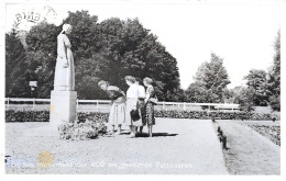 Putten Bij Het Monument Der 600 Weggevoerde Puttenaren -gelopen - Putten