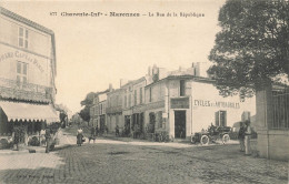 Marennes * La Rue De La République * Grand Café De Paris * Commerce Magasin Cycles Et Automobiles - Marennes