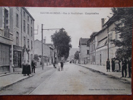 54 - NEUVES MAISONS - Rue De Neufchâteau - Coopérative. (Belle Animation / Rare) - Neuves Maisons