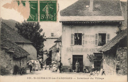 St Germain Les Paroisses * Intérieur Du Village * Place * Auberge Aubergiste TRENARD * Villageois - Non Classés