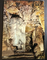 4 - Grottes De LA BALME Stalagmite Du Moine Et Le Saule Pleureur - La Balme-les-Grottes