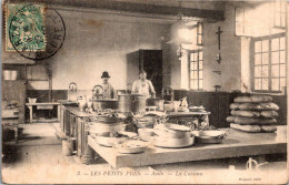 78 PLAISIR - LES PETITS PRES - Asile - La Cuisine (pli Coin Droit) - Plaisir