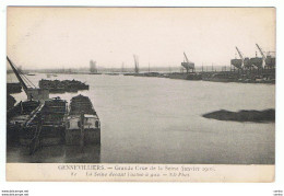 GENNEVILLIERS:  GRANDE  CRUE  DE  LA  SEINE (janvier 1910)  -  DEVANT  L' USINE  A  GAZ  -  PHOTO  -  FP - Inondations