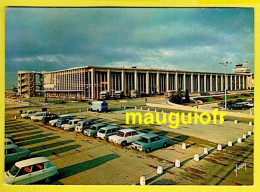 13 BOUCHES-DU-RHÔNE / MARIGNANE / L'AÉROPORT DE MARSEILLE-MARIGNANE / L'AÉROGARE ET LES PARCS DE STATIONNEMENT - Marignane