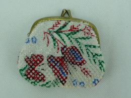 Vintage Coin Purse Colored Plastic Beads Wallet #2203 - Andere & Zonder Classificatie